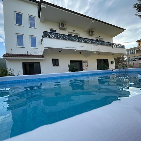 Baza Hostel - Swimming Pool Berat Buitenkant foto